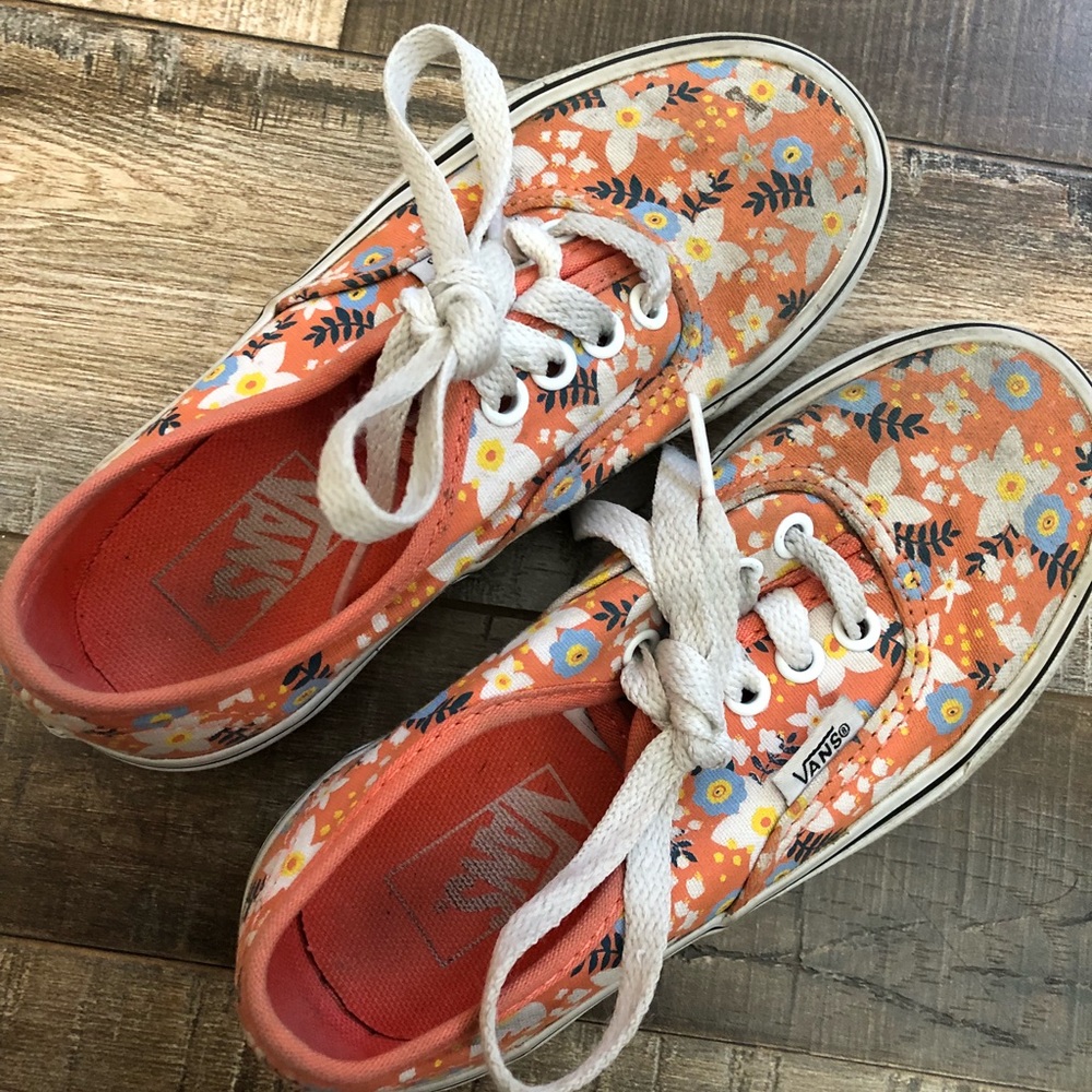 Girl’s Vans